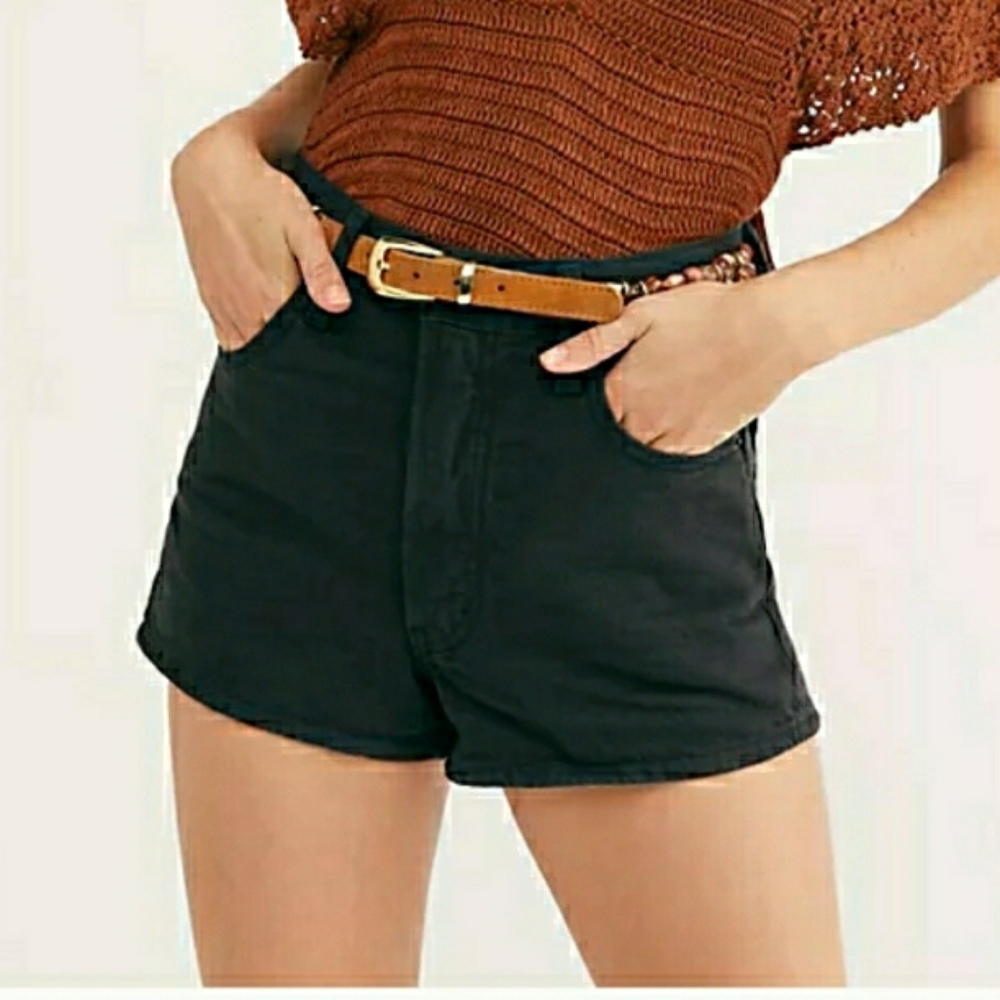 LEVI'S Ribcage Shorts